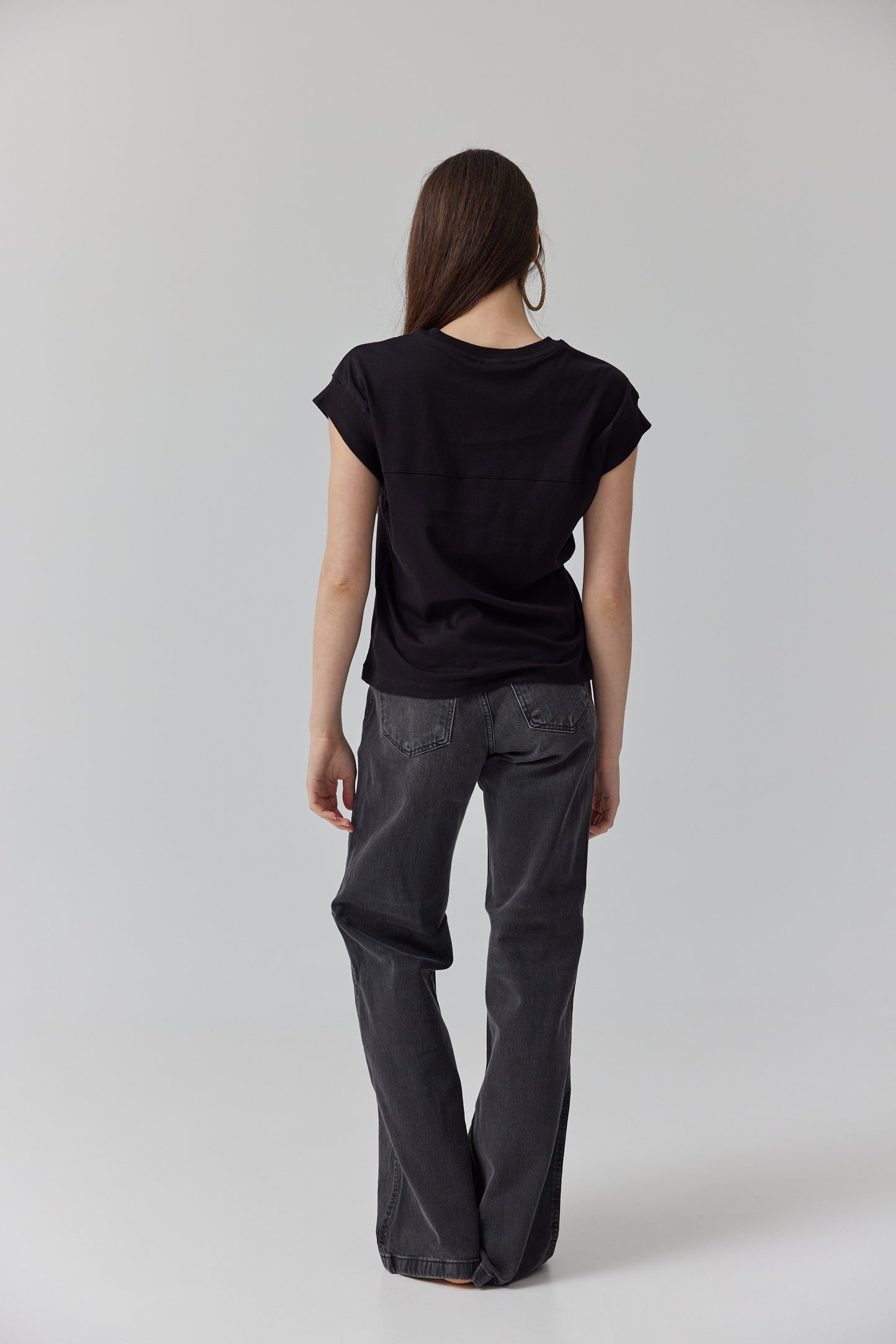 Linearity Tee